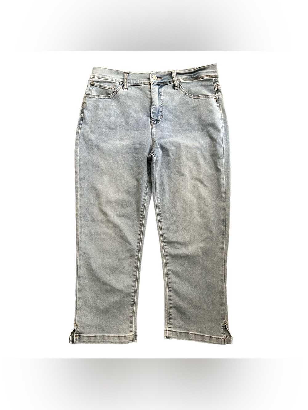 Curve Appeal Light Wash Cropped Straight Leg Jeans Size 10/30
